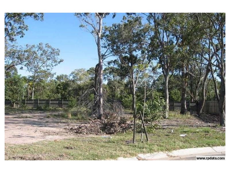 15 Trill Court, Urangan QLD 4655