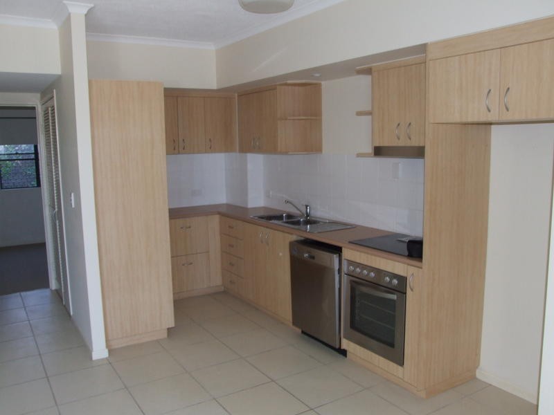 8/ 70 Main Street, Pialba QLD 4655