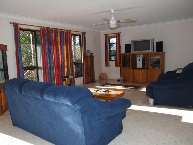 19 Victor Drive, Kawungan QLD 4655