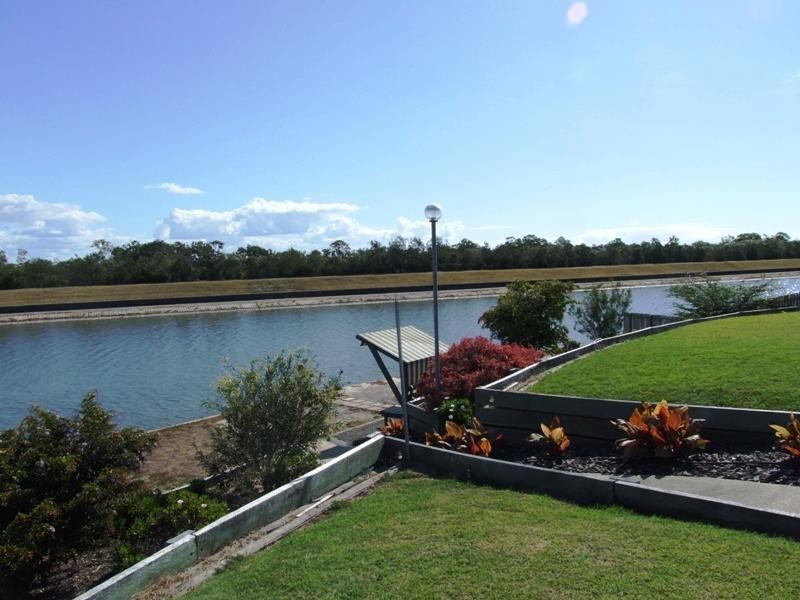 34 Bushlark Avenue, Eli Waters QLD 4655