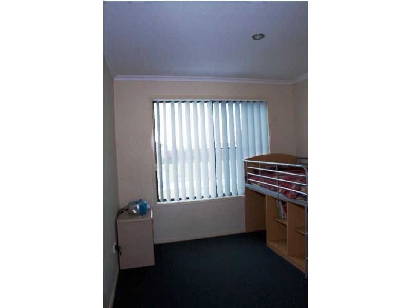 1 Manfred Way, Point Vernon QLD 4655