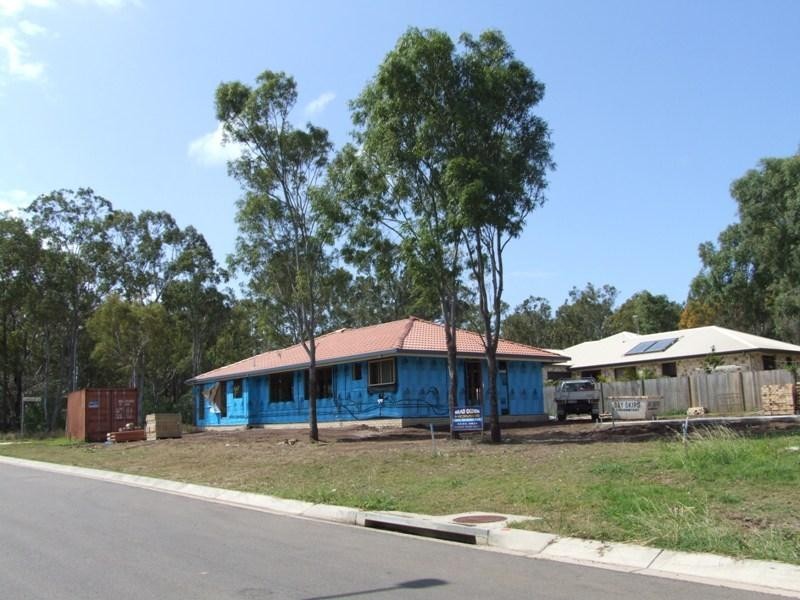 1 Cumberland Court, Point Vernon QLD 4655