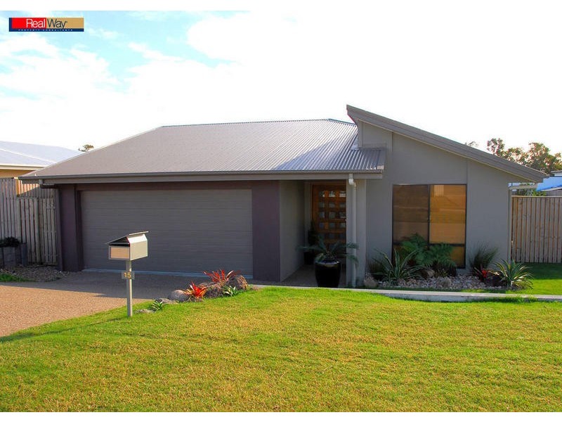 15 Bay Park Road, Wondunna QLD 4655