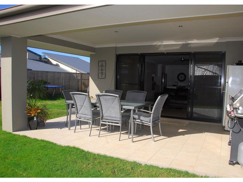 15 Bay Park Road, Wondunna QLD 4655