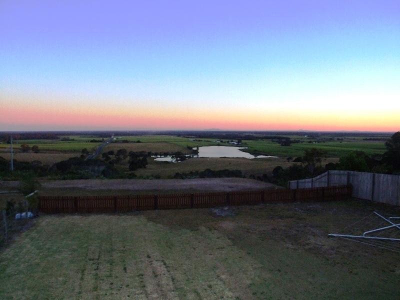 6 Regency Avenue, Urraween QLD 4655