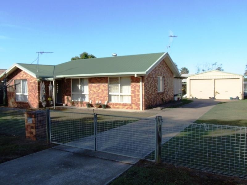 86 Corser Street, Point Vernon QLD 4655