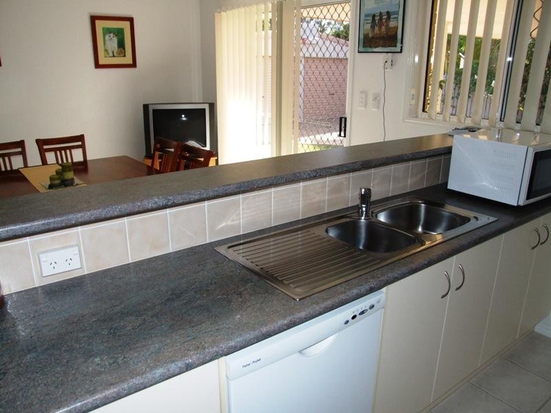 3 Ivybird Court, Torquay QLD 4655