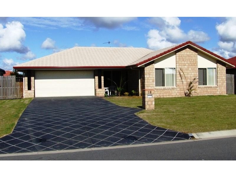 28 Gunsynd Way, Point Vernon QLD 4655