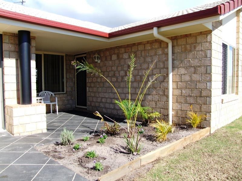 28 Gunsynd Way, Point Vernon QLD 4655