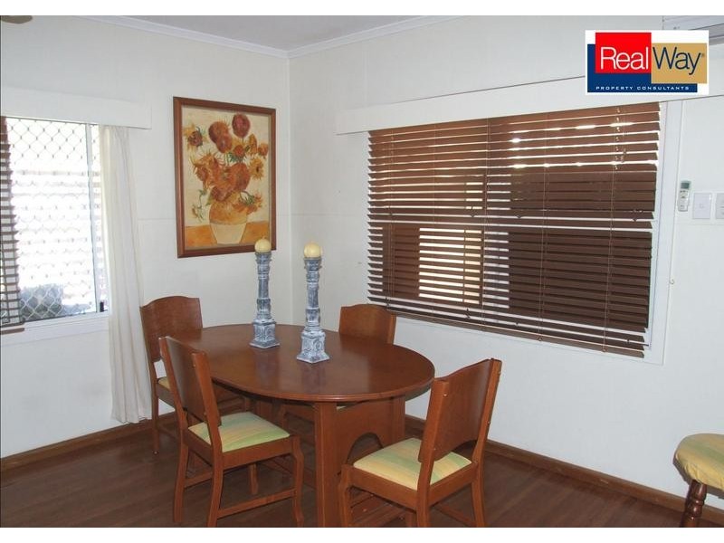 4 Brown Street, Torquay QLD 4655