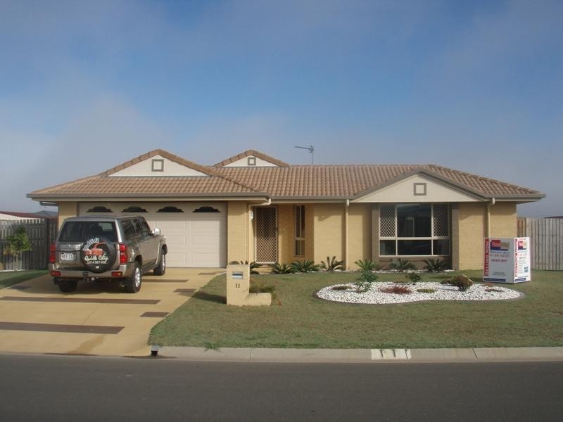 11 Endeavour Way, Eli Waters QLD 4655