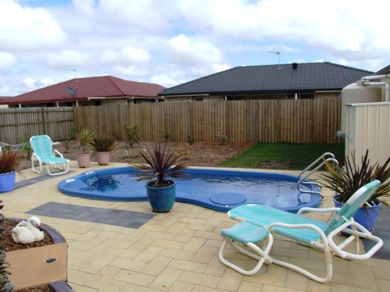 11 Endeavour Way, Eli Waters QLD 4655