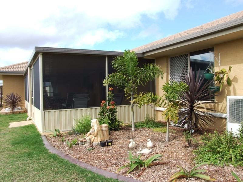 11 Endeavour Way, Eli Waters QLD 4655