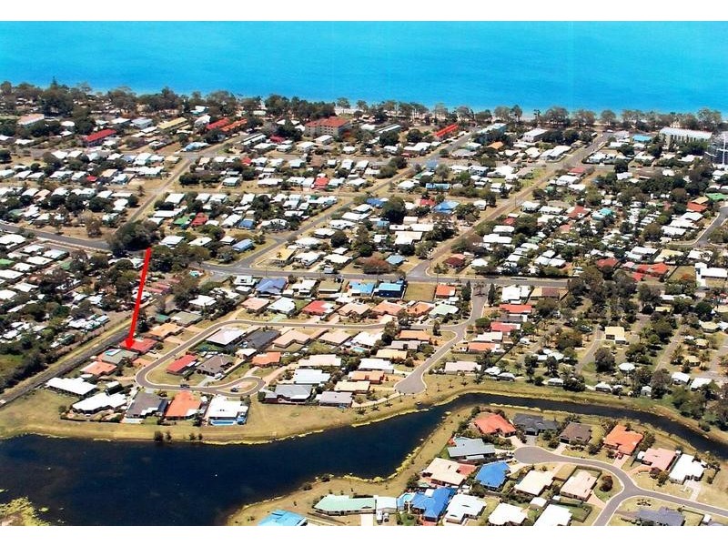 25 Jonwest Close, Torquay QLD 4655