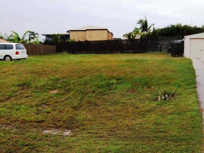 27 Shelley Street, Scarness QLD 4655