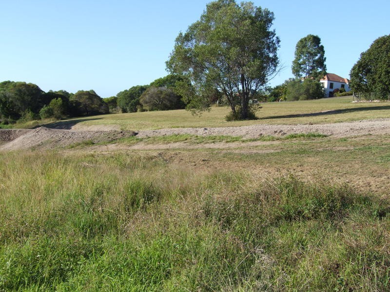 4 Agnes Court, Craignish QLD 4655