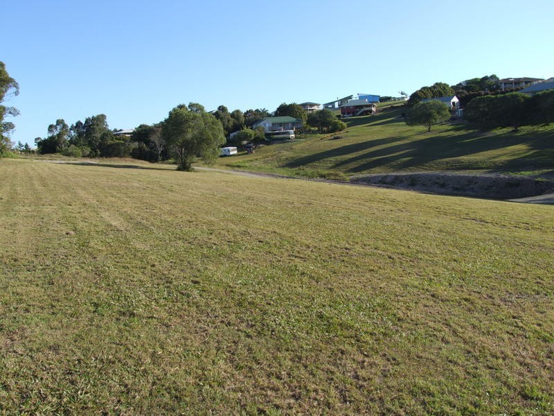 4 Agnes Court, Craignish QLD 4655