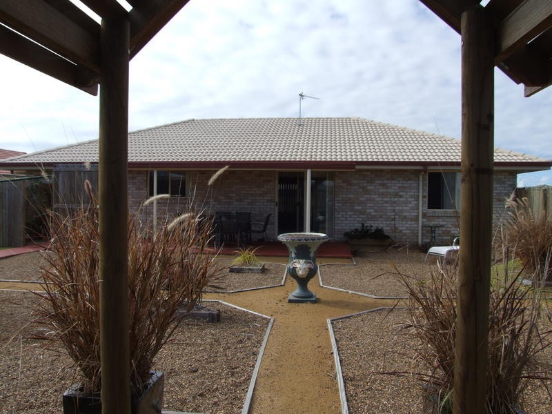 15 Endeavour Way, Eli Waters QLD 4655