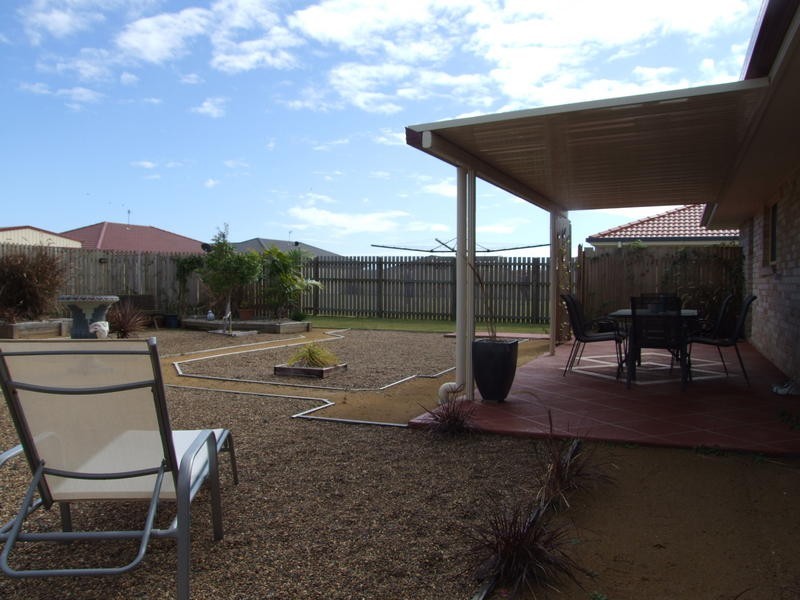 15 Endeavour Way, Eli Waters QLD 4655