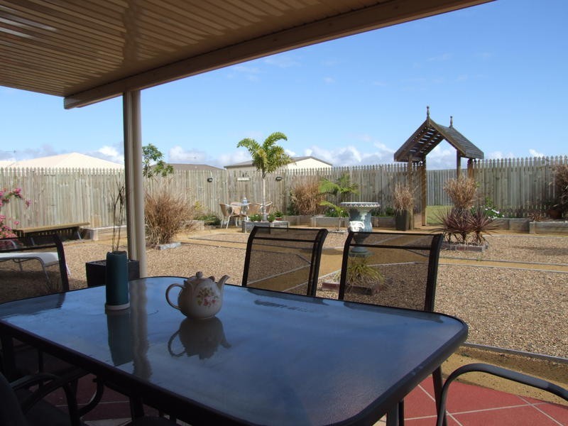 15 Endeavour Way, Eli Waters QLD 4655