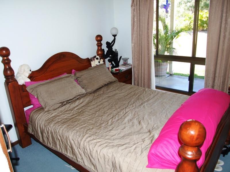 214 Condor Drive, Sunshine Acres QLD 4655