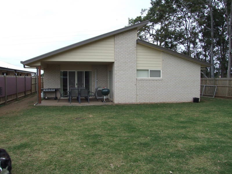 115 Nissen Street, Urraween QLD 4655
