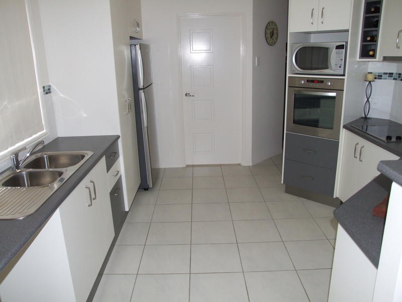 115 Nissen Street, Urraween QLD 4655