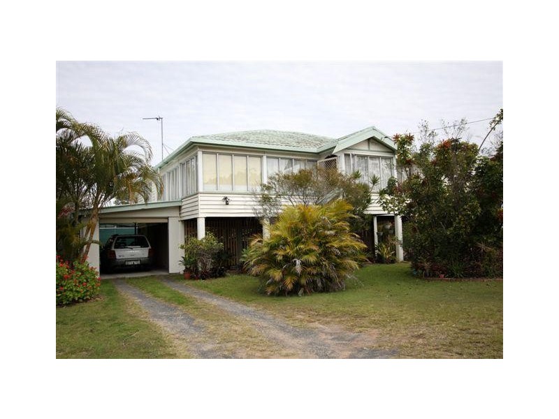 225 Esplanade, Pialba QLD 4655