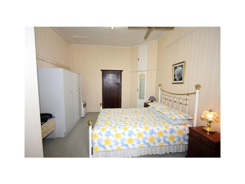 225 Esplanade, Pialba QLD 4655