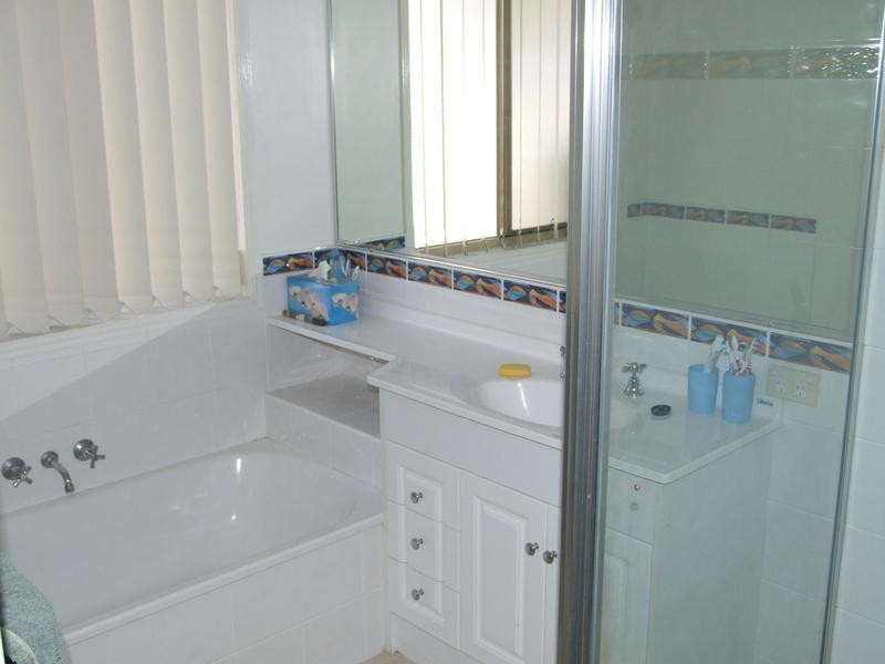 6 Westminster Court, Kawungan QLD 4655