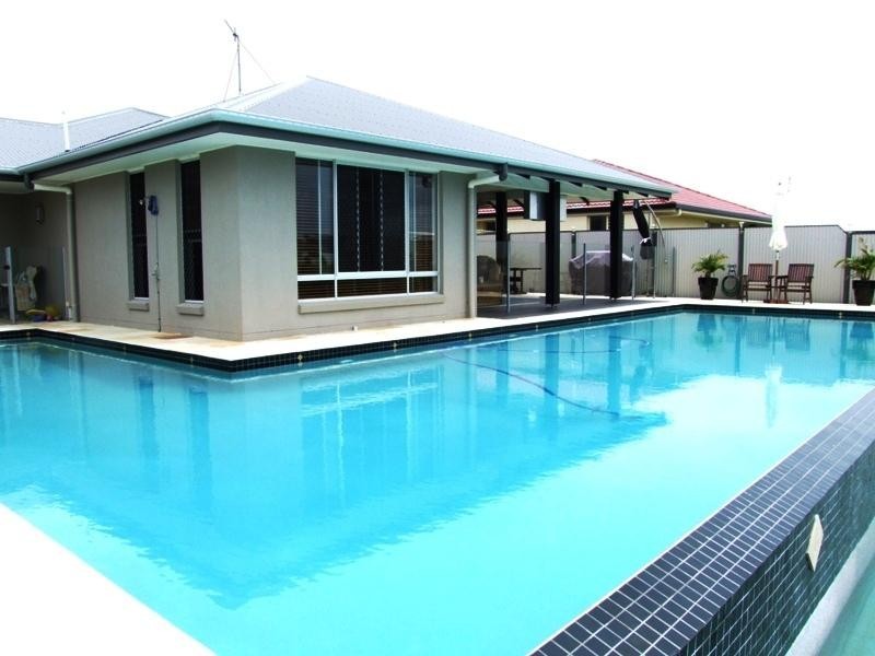 10 Earl St Vincent Circuit. Mariner’s Cove, Eli Waters QLD 4655