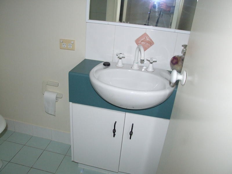 106 Buccaneer Drive, Urangan QLD 4655