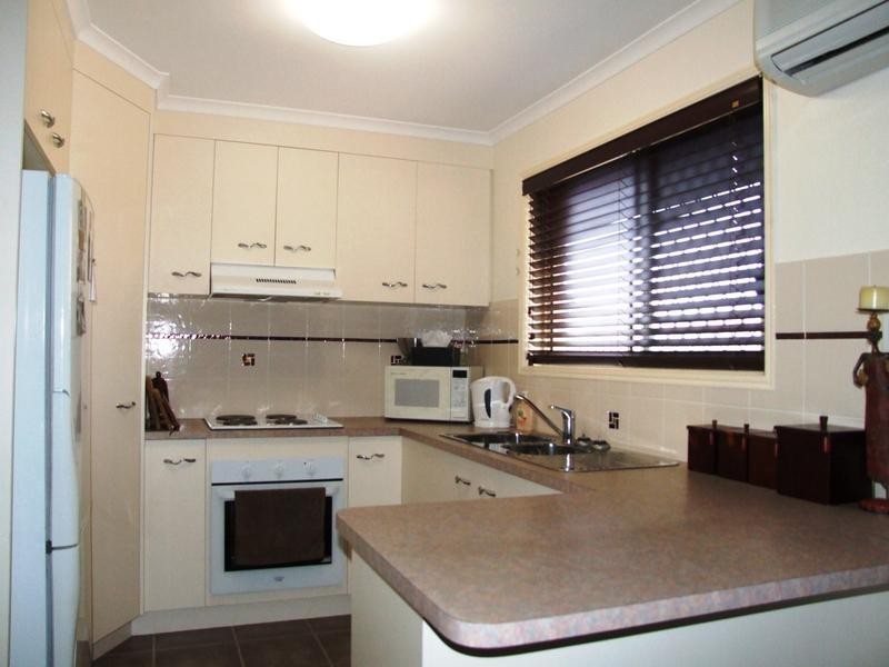 50 Joselyn Drive, Point Vernon QLD 4655