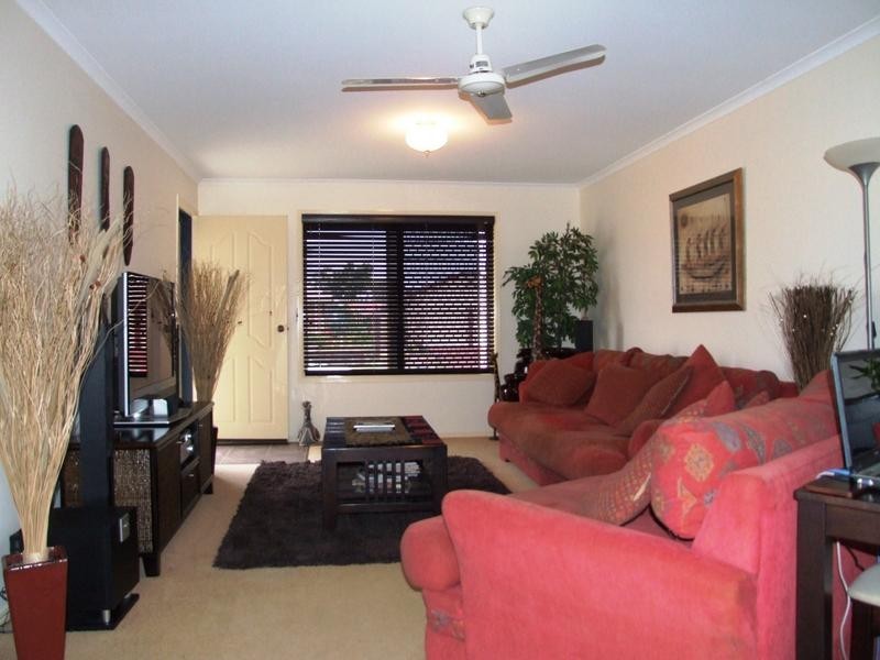 50 Joselyn Drive, Point Vernon QLD 4655