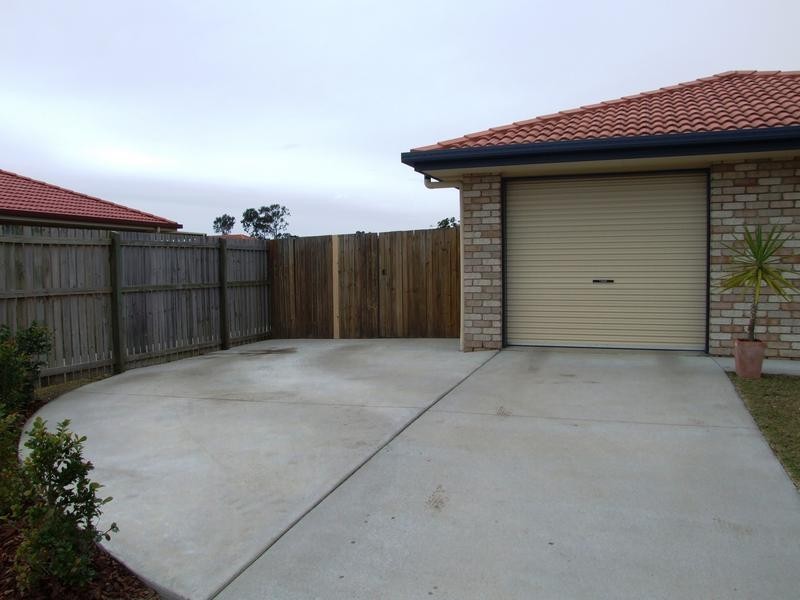 50 Joselyn Drive, Point Vernon QLD 4655