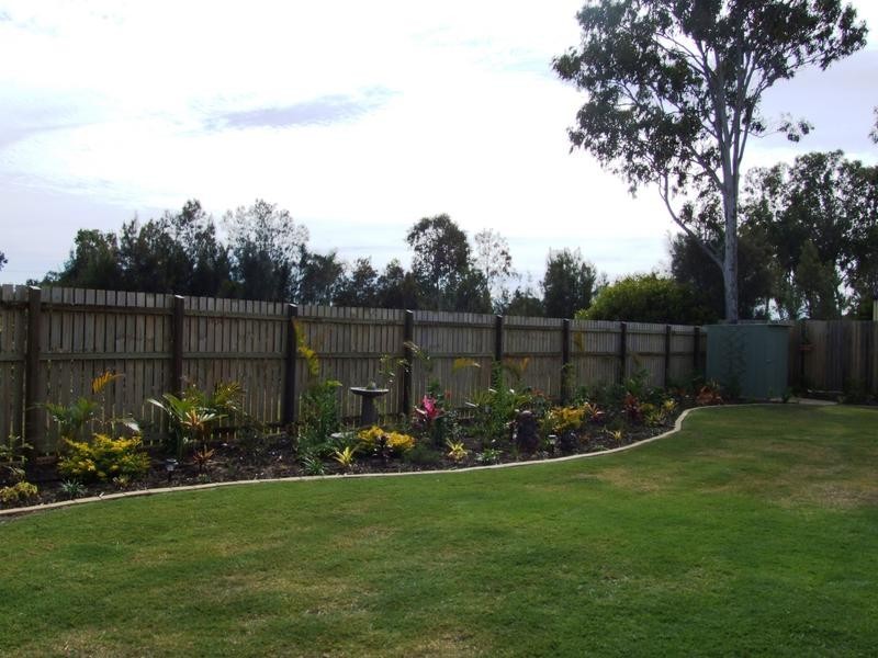 6 Malcolm Court, Point Vernon QLD 4655