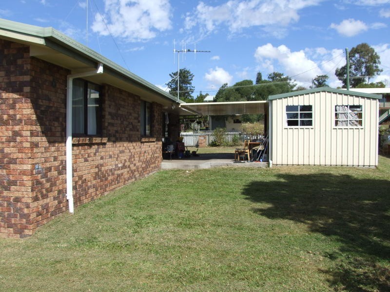 12 Byron Street, Scarness QLD 4655