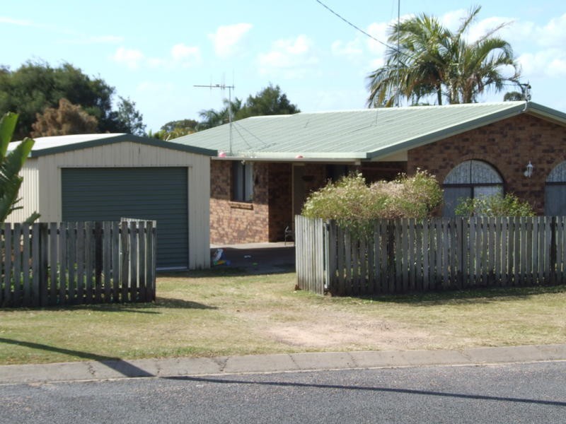 12 Byron Street, Scarness QLD 4655