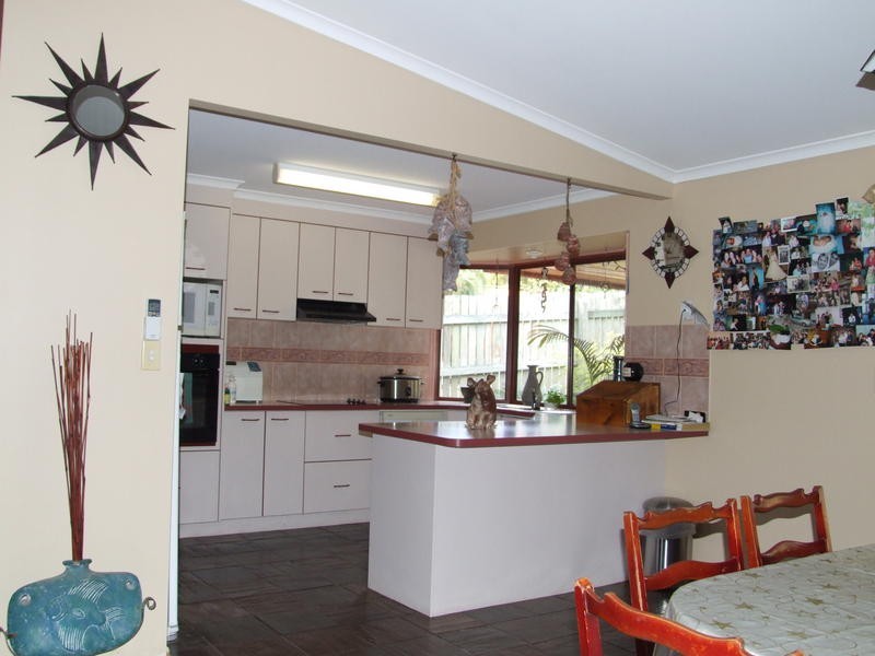 10 Daydream Court, Kawungan QLD 4655