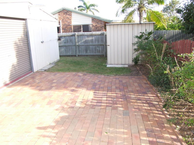 3 North Street, Point Vernon QLD 4655