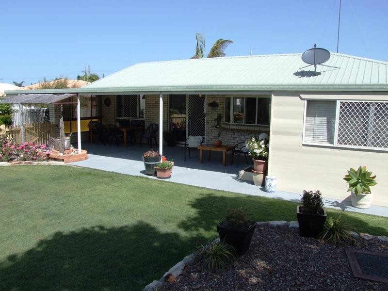 6 Southerden Street, Torquay QLD 4655