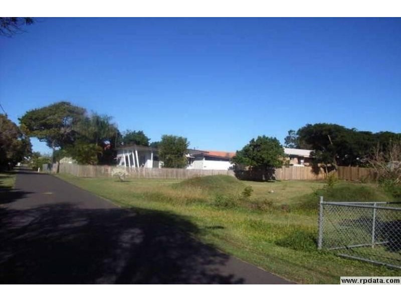 17 – 19 Leslie Lane, Scarness QLD 4655