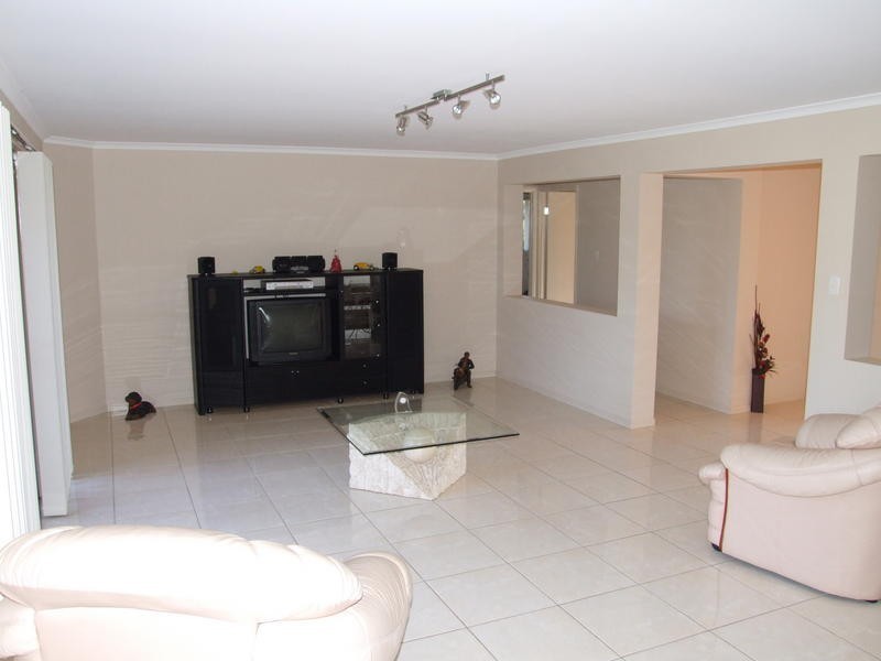 6 Hoya Court, Craignish QLD 4655