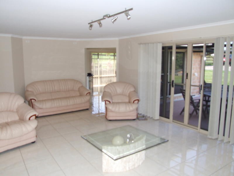 6 Hoya Court, Craignish QLD 4655