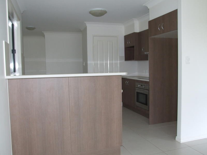 79 North Street, Point Vernon QLD 4655