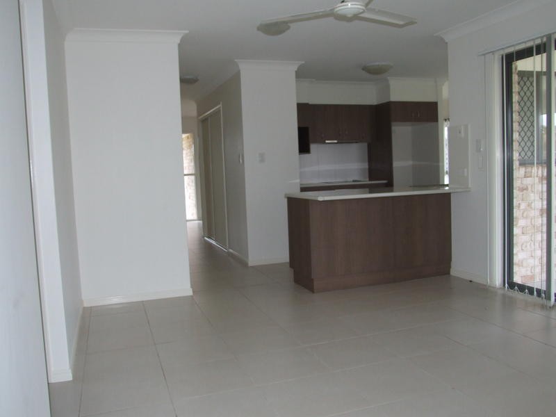 79 North Street, Point Vernon QLD 4655
