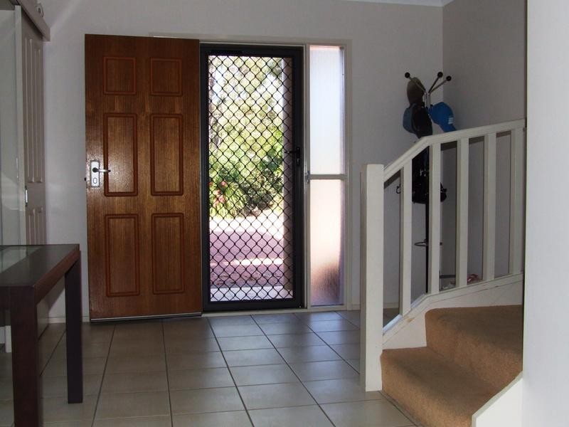 6/ 30 East Street, Scarness QLD 4655