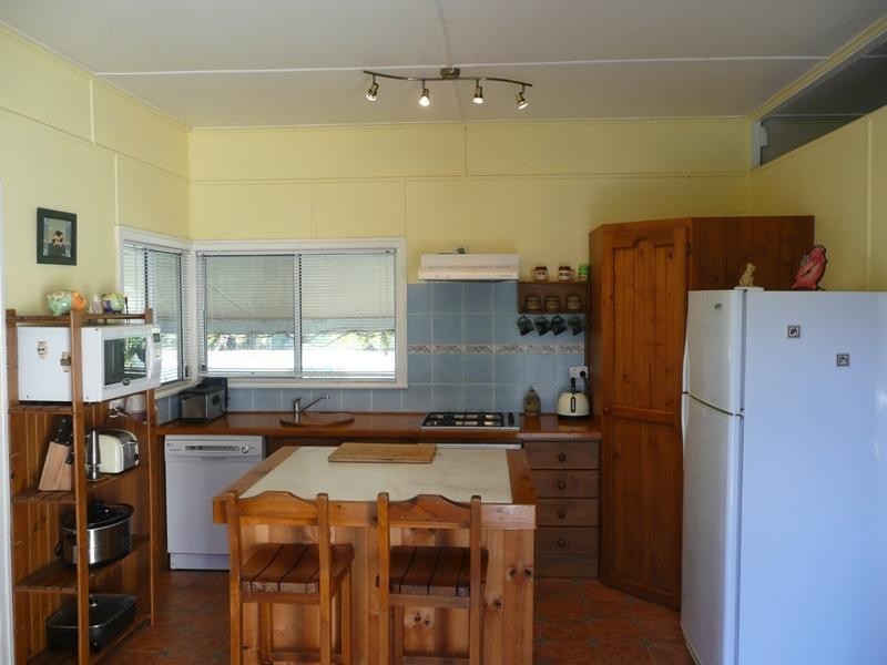7 Kehlet Street, Point Vernon QLD 4655