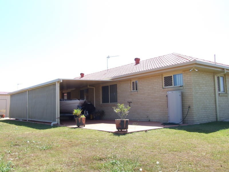 2 Sharyn Court, Point Vernon QLD 4655