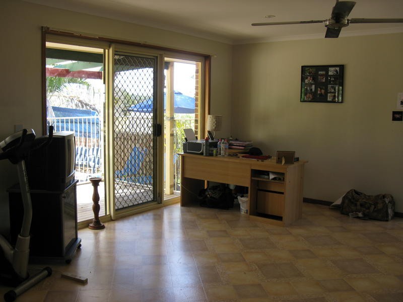 2 Hanover Drive, Urraween QLD 4655